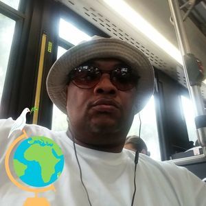 Meet your Posher, Hubert